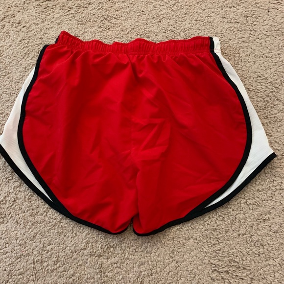 Nike dri-fit shorts - Picture 2 of 4